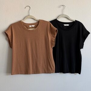 Pair of Mod Ref Muscle Tees in Clay and Black, size Medium